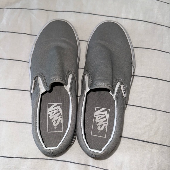 Vans Shoes - Vans slip on sneakers